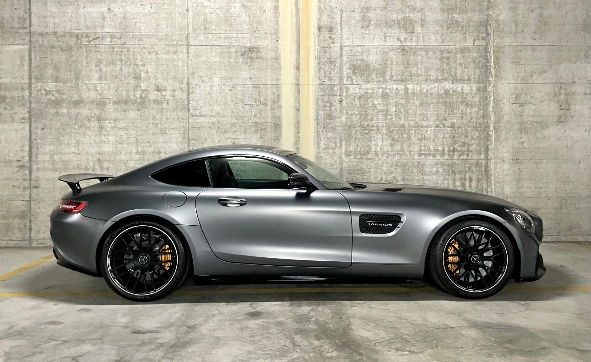 MERCEDES-BENZ AMG GT S Speedshift DCT-image-4