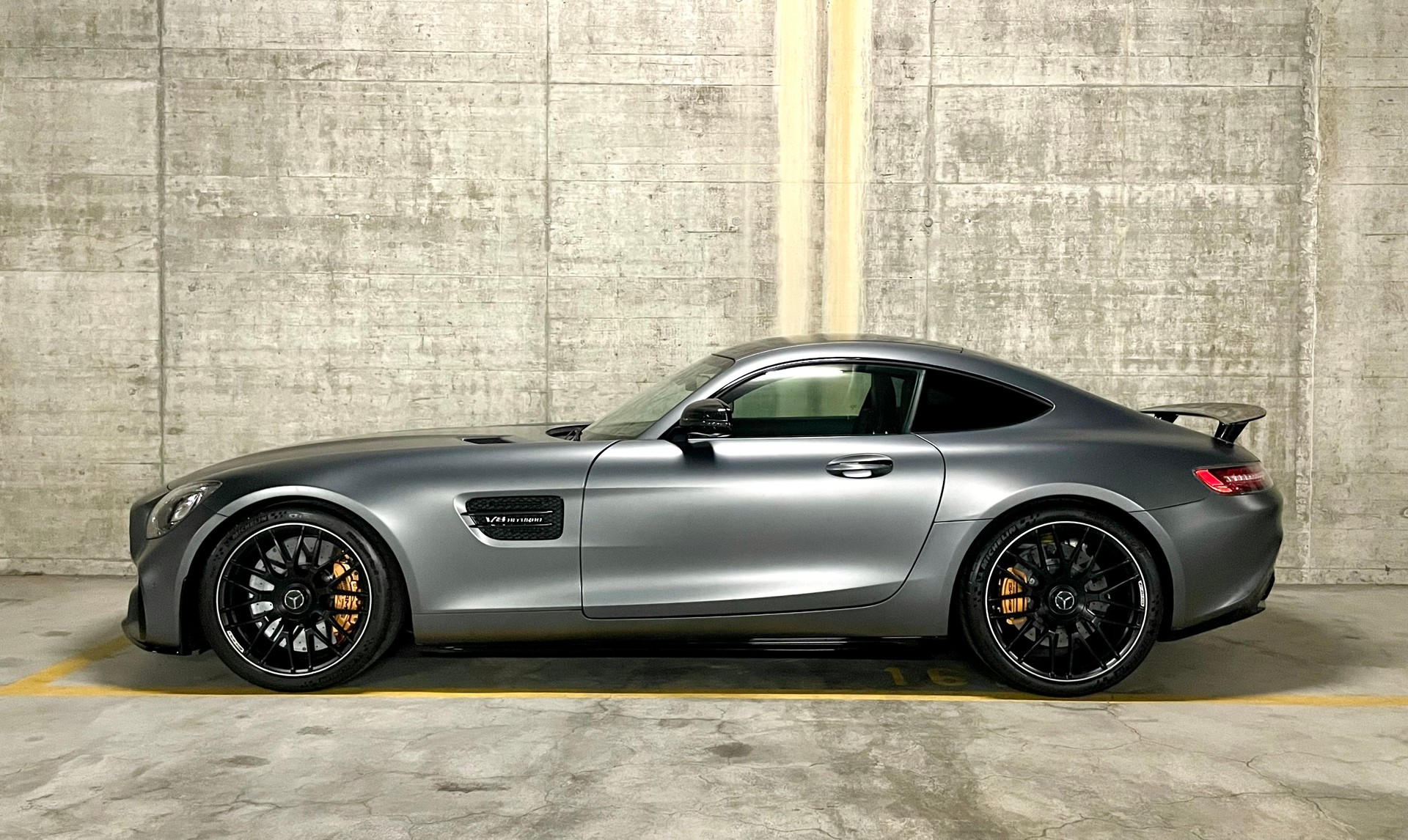 MERCEDES-BENZ AMG GT S Speedshift DCT-image-3