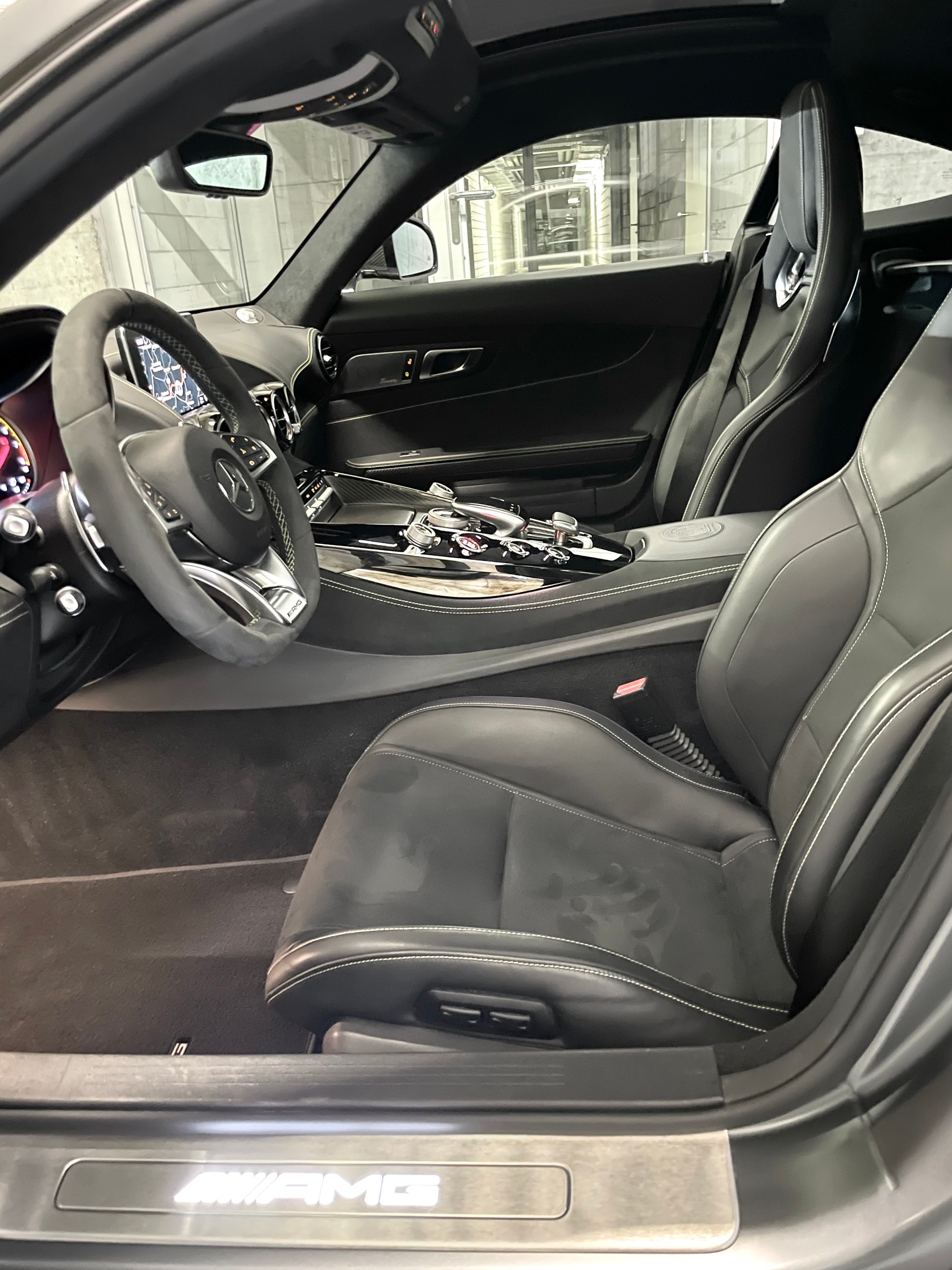 MERCEDES-BENZ AMG GT S Speedshift DCT-image-10