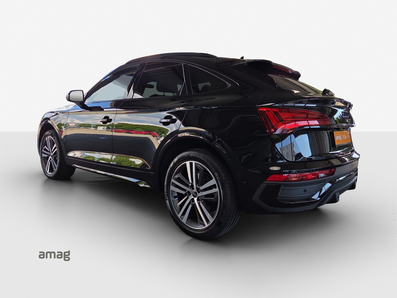 AUDI Q5 Sportback 45 TFSI S line quattro-showroom-element-2