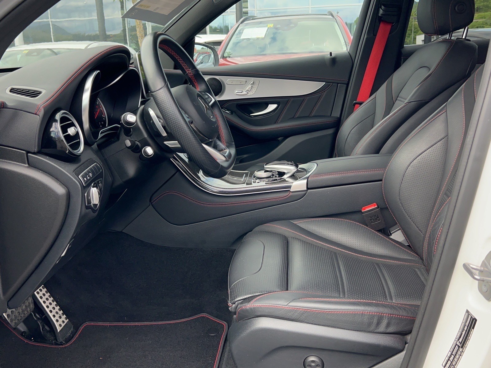 MERCEDES-BENZ GLC 43 AMG 4Matic 9G-Tronic-image-4
