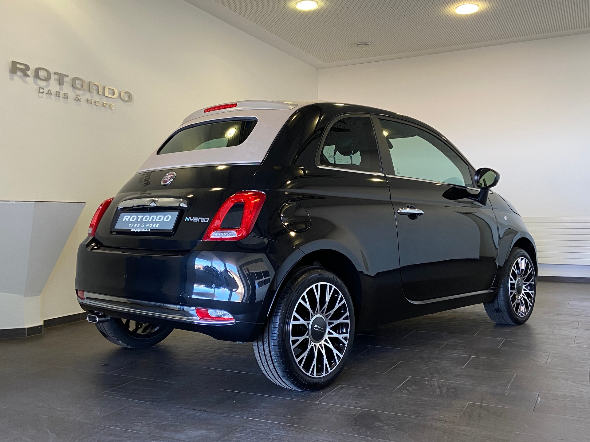 FIAT 500C 1.0 N3 MildHybrid Lounge Premium-showroom-element-1