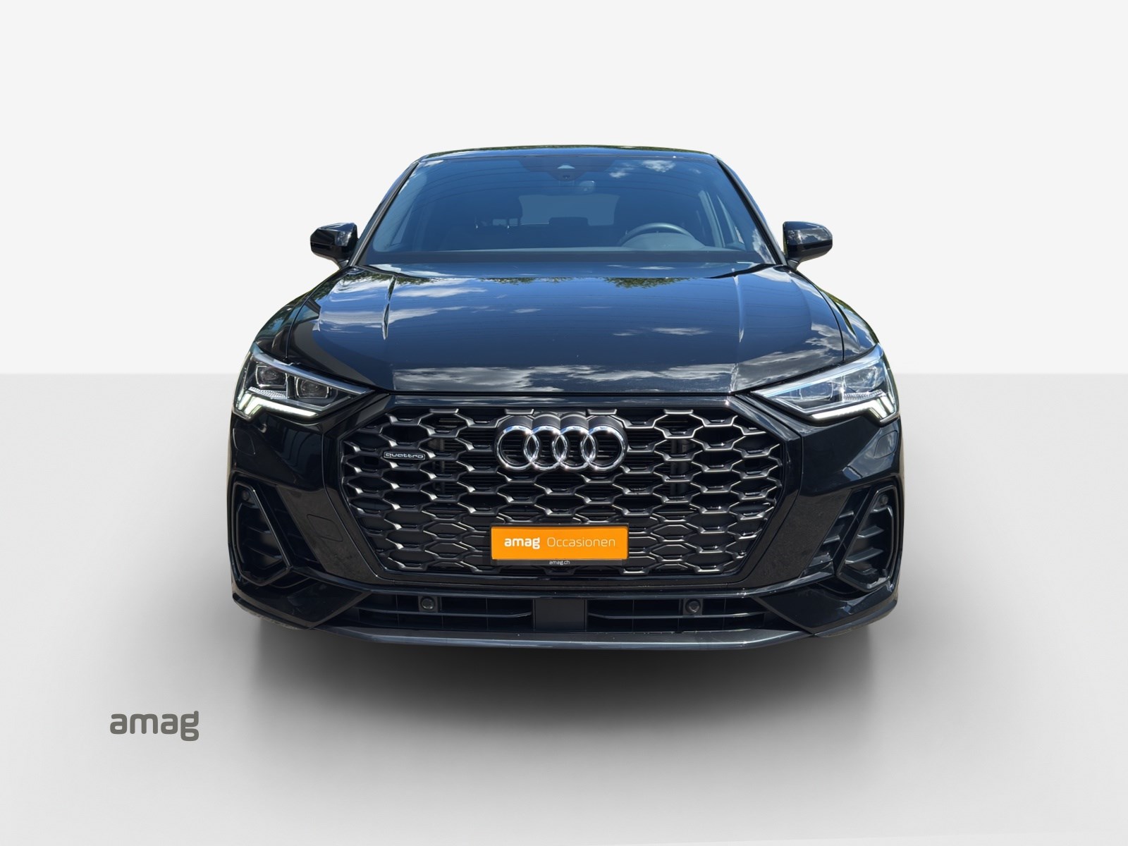 AUDI Q3 Sportback 40 TFSI S line quattro-image-6