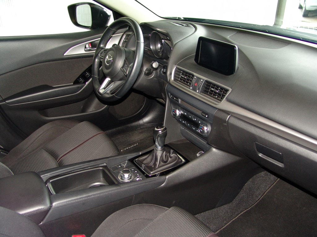 MAZDA 3 1.5 Ambition Plus Navi-image-11