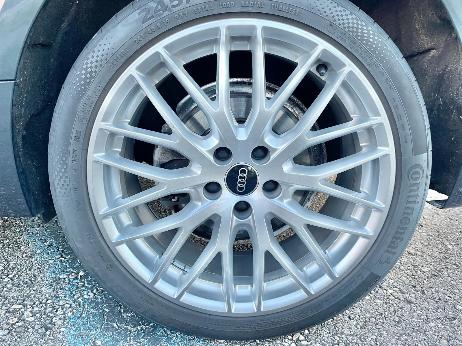 AUDI A4 allroad 40 TDI quattro tiptronic-image-5