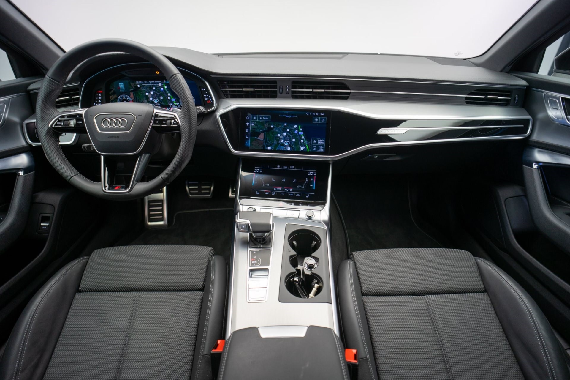 AUDI A6 Avant 40 TDI S Line quattro S-Tronic *CH-Fahrzeug* *AHK* *Standheizung* *Modell 24*-image-13