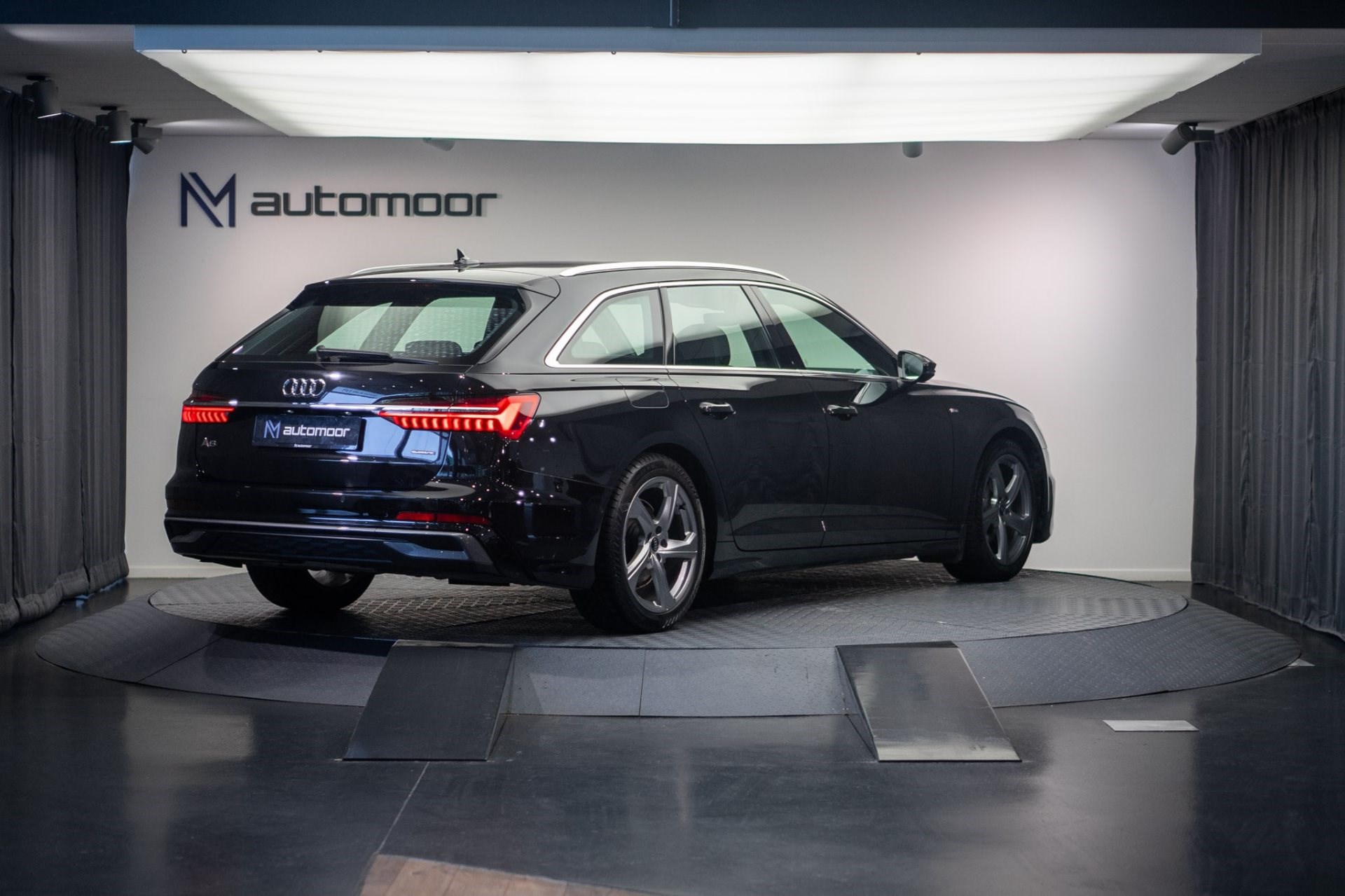 AUDI A6 Avant 40 TDI S Line quattro S-Tronic *CH-Fahrzeug* *AHK* *Standheizung* *Modell 24*-image-5