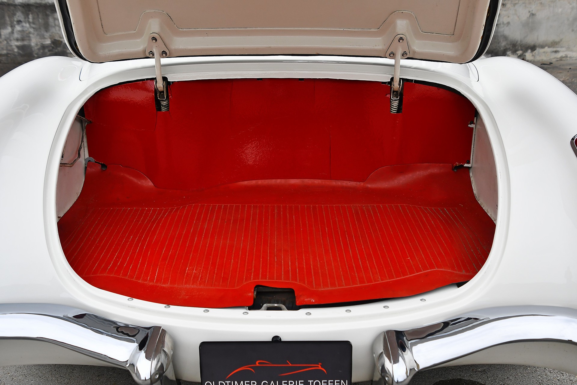 CHEVROLET Corvette C1-image-14