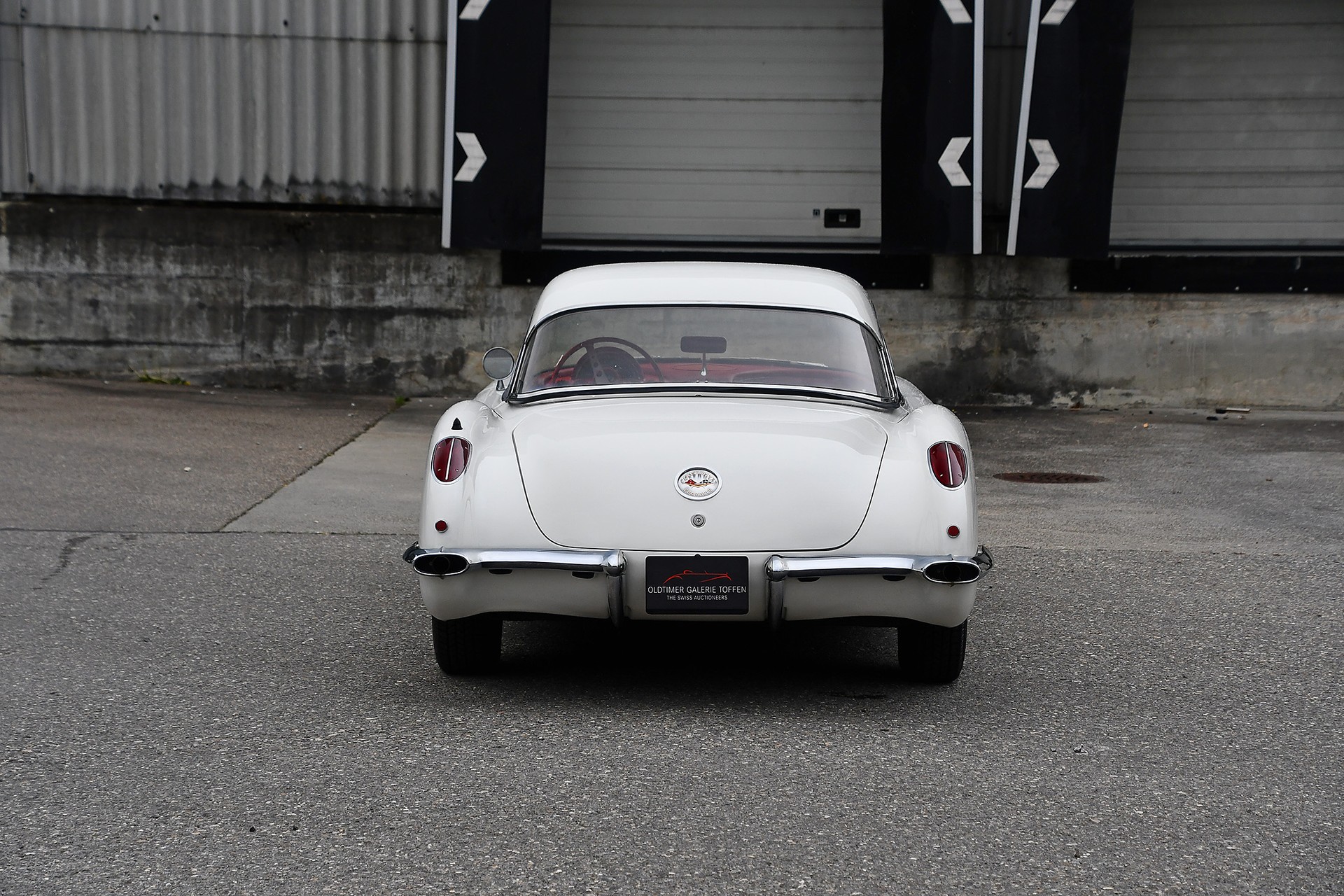 CHEVROLET Corvette C1-image-13