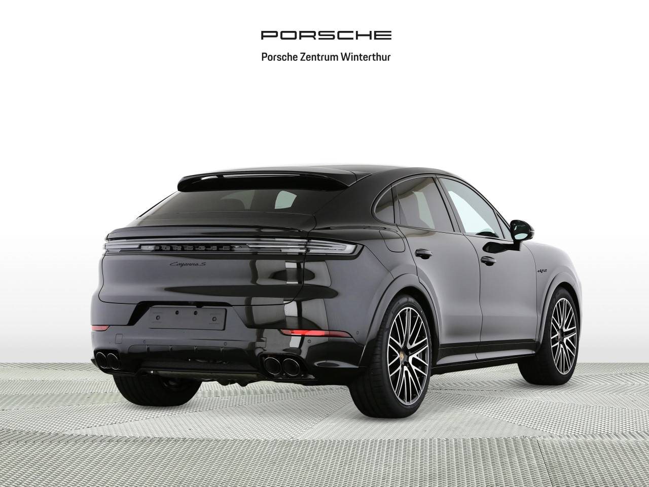 PORSCHE CAYENNE S E-Hybrid Coupé-showroom-element-2