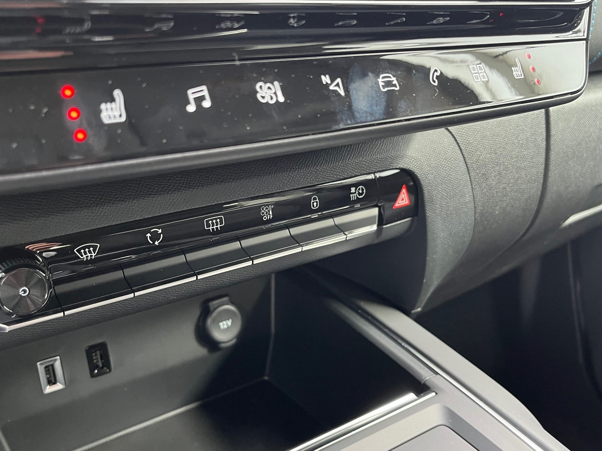CITROEN C5 AIRCROSS 1.6 Plug-in Hybrid YOU+-image-13
