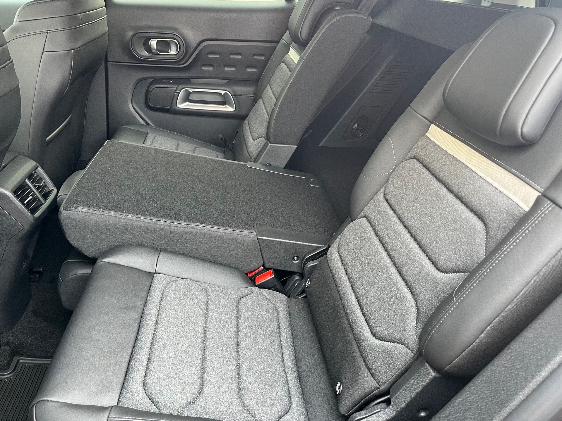 CITROEN C5 AIRCROSS 1.6 Plug-in Hybrid YOU+-image-8