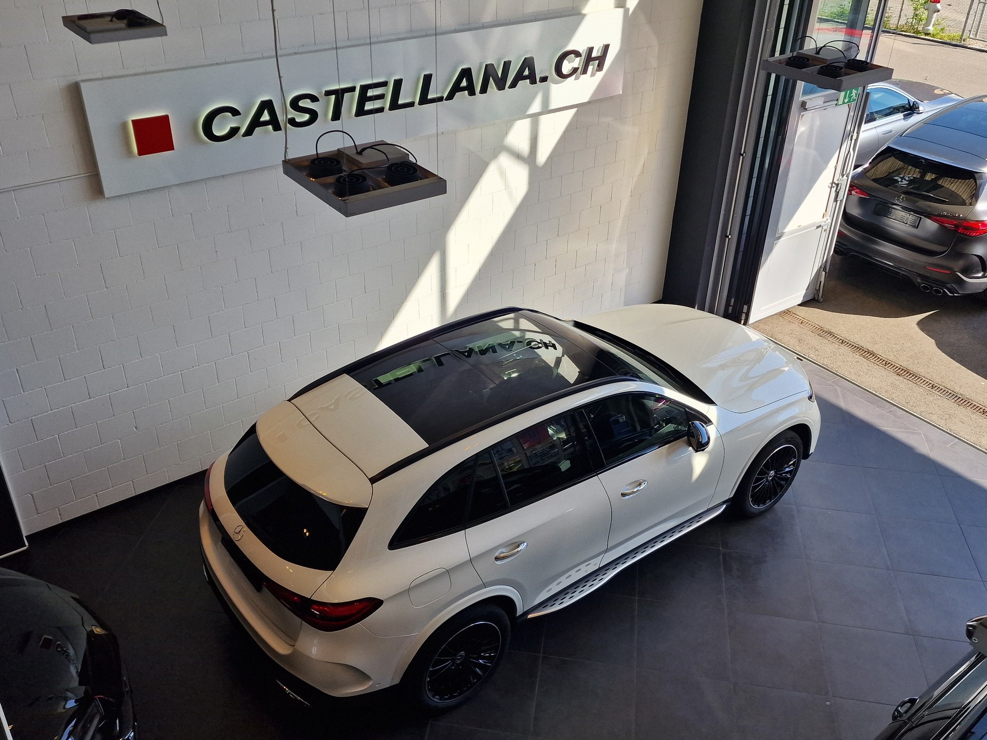 MERCEDES-BENZ GLC 400 e 4M 9G-Tronic-image-10