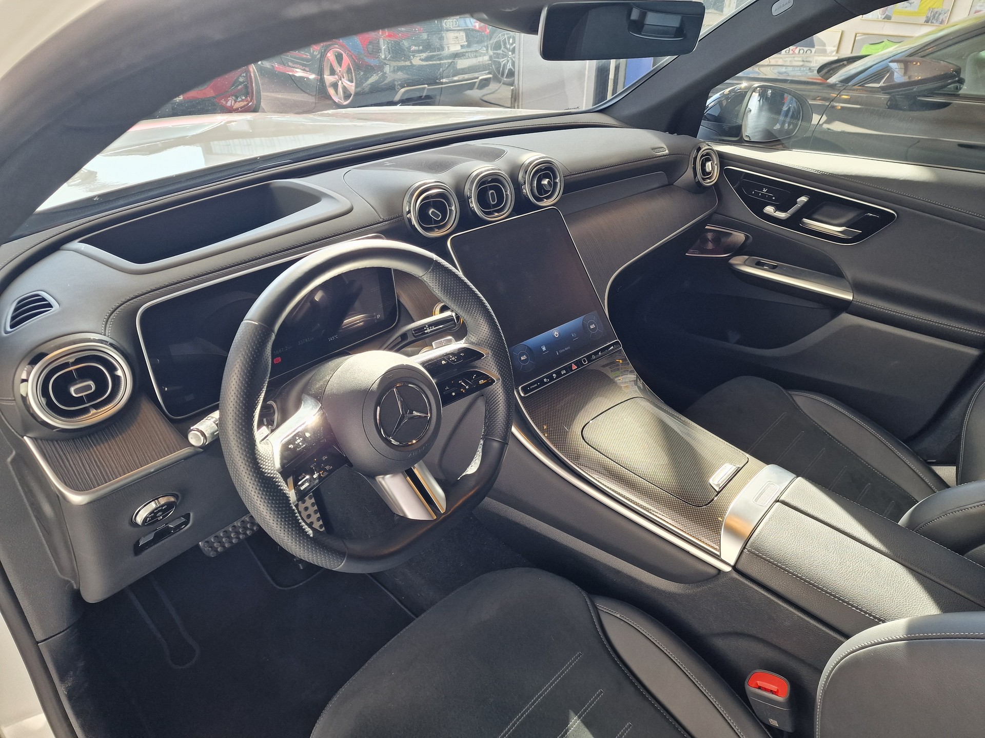 MERCEDES-BENZ GLC 400 e 4M 9G-Tronic-image-13