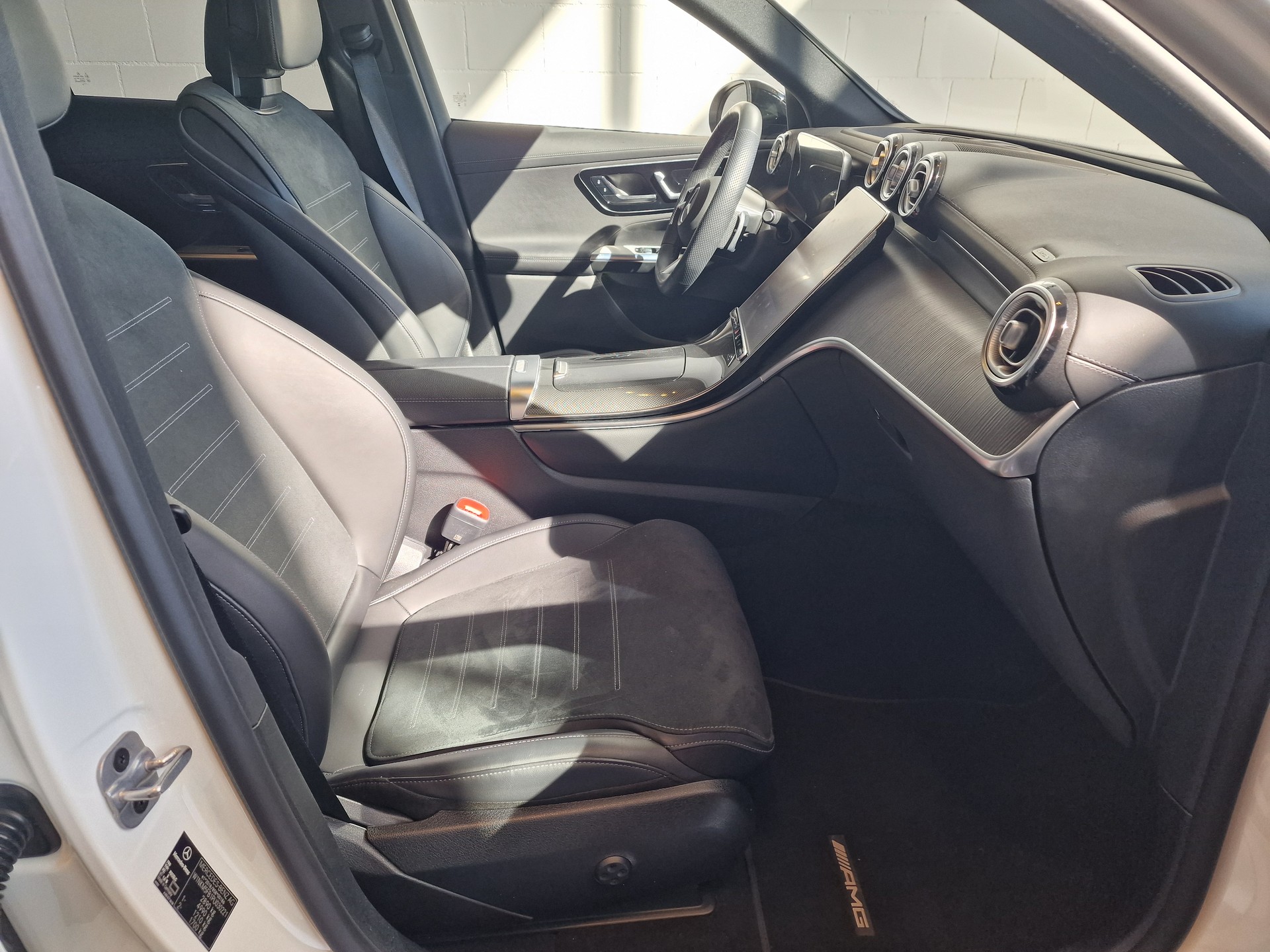 MERCEDES-BENZ GLC 400 e 4M 9G-Tronic-image-21