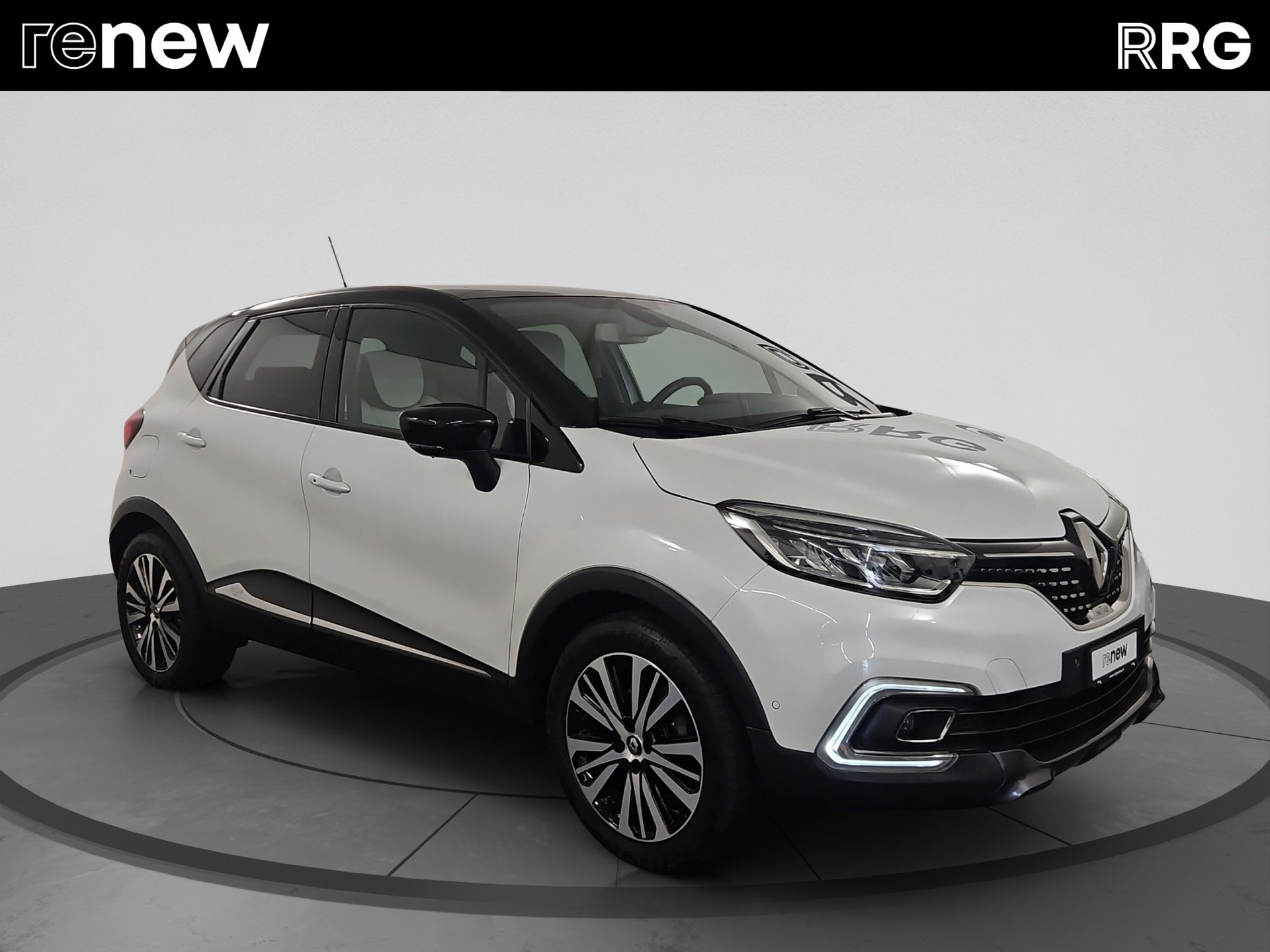 RENAULT Captur 1.2 T 16V Initiale Paris EDC