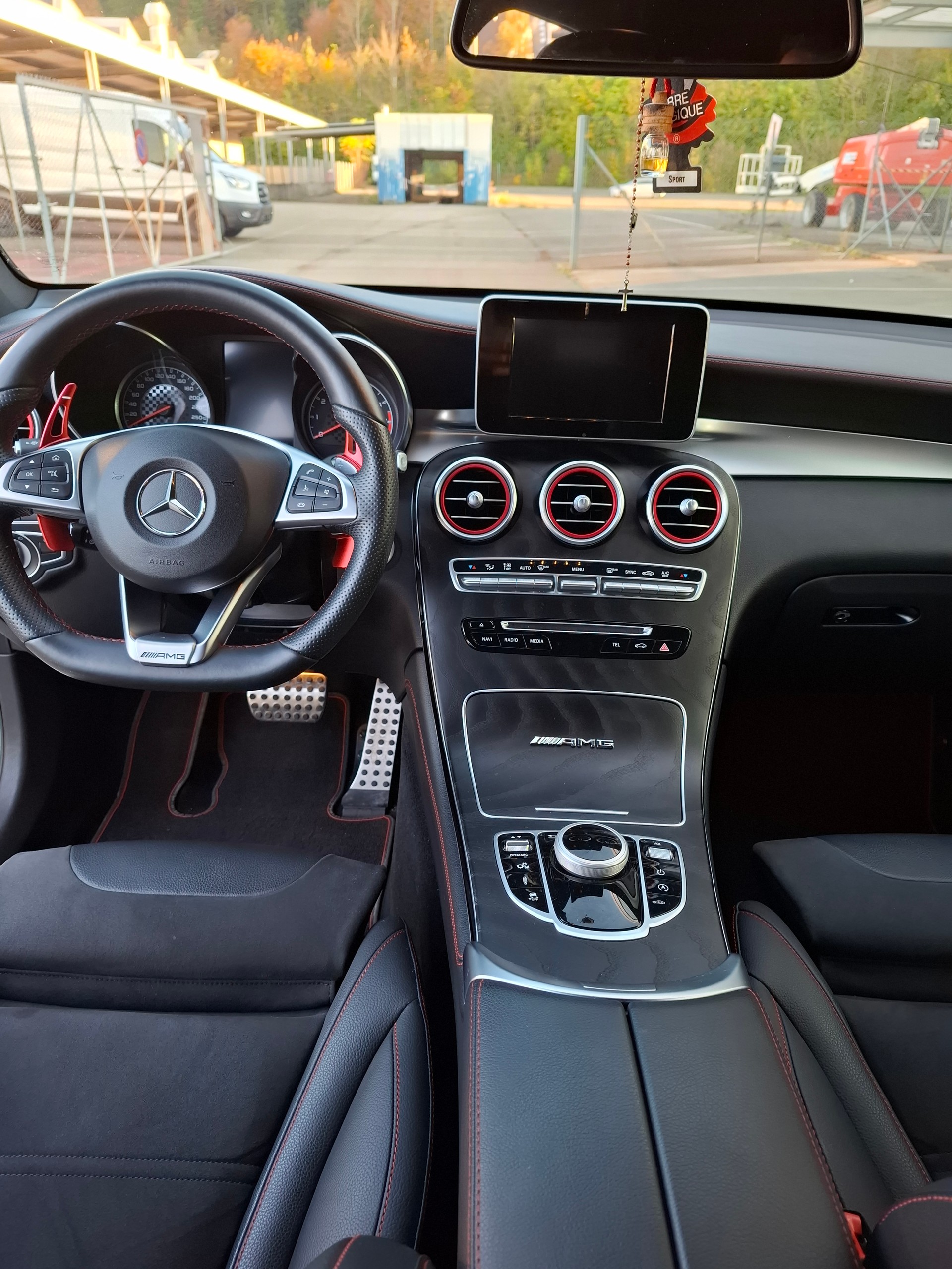 MERCEDES-BENZ GLC Coupé 43 AMG 4Matic 9G-Tronic-image-10