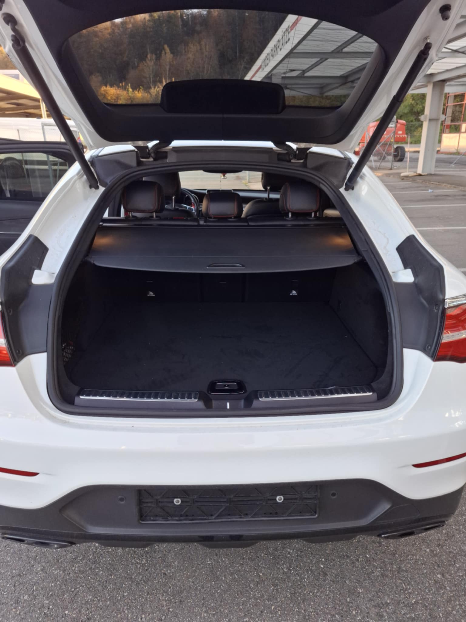 MERCEDES-BENZ GLC Coupé 43 AMG 4Matic 9G-Tronic-image-5