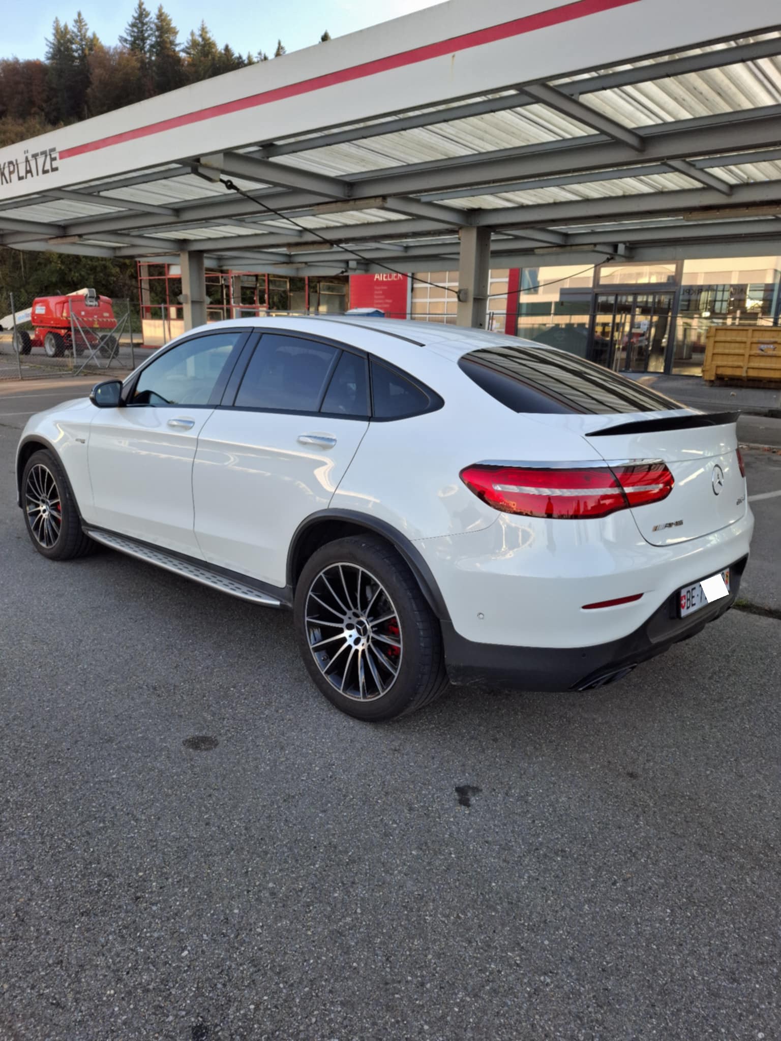 MERCEDES-BENZ GLC Coupé 43 AMG 4Matic 9G-Tronic-image-3