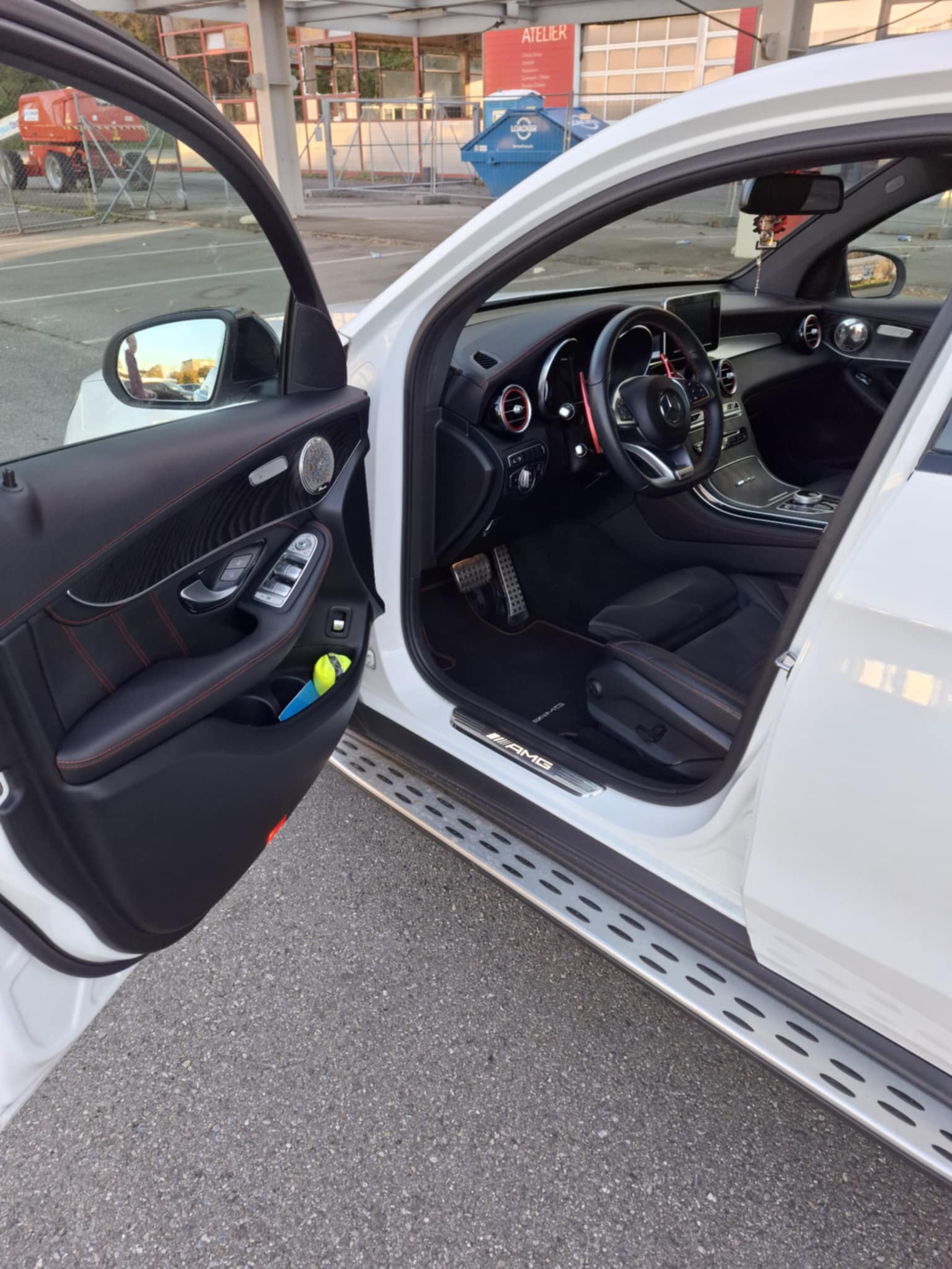 MERCEDES-BENZ GLC Coupé 43 AMG 4Matic 9G-Tronic-image-6