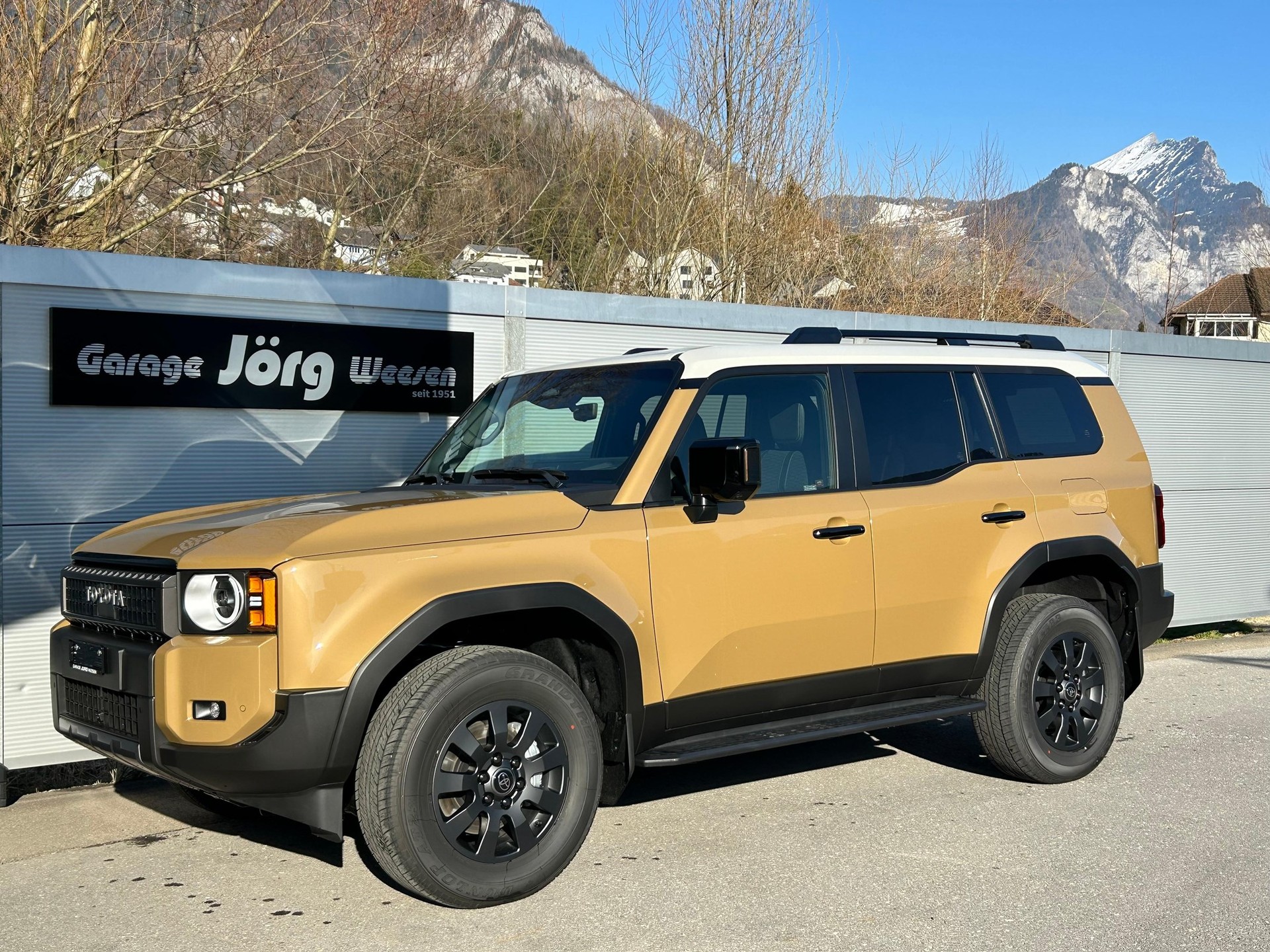 TOYOTA Land Cruiser 2.8 D 230 First Edition