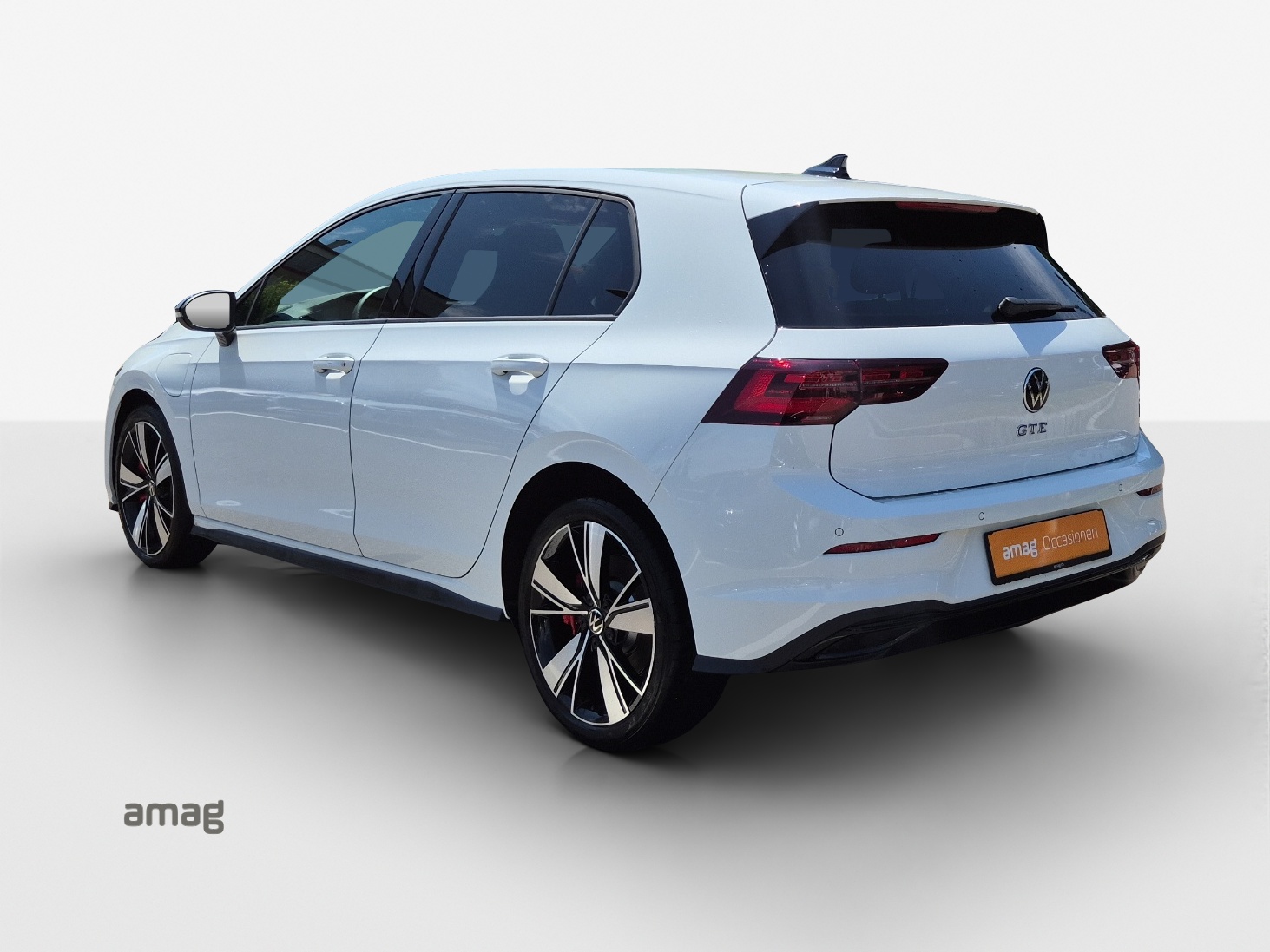 VW Golf 1.4 TSI PHEV GTE-showroom-element-2