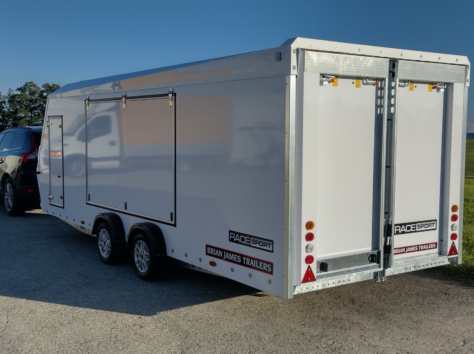 BRIAN JAMES TRAILERS RaceSport-image-1
