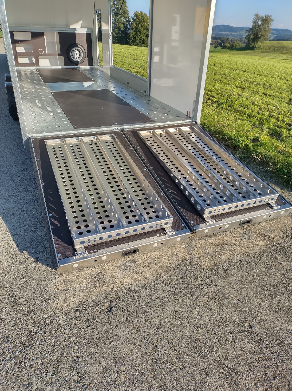 BRIAN JAMES TRAILERS RaceSport-image-7