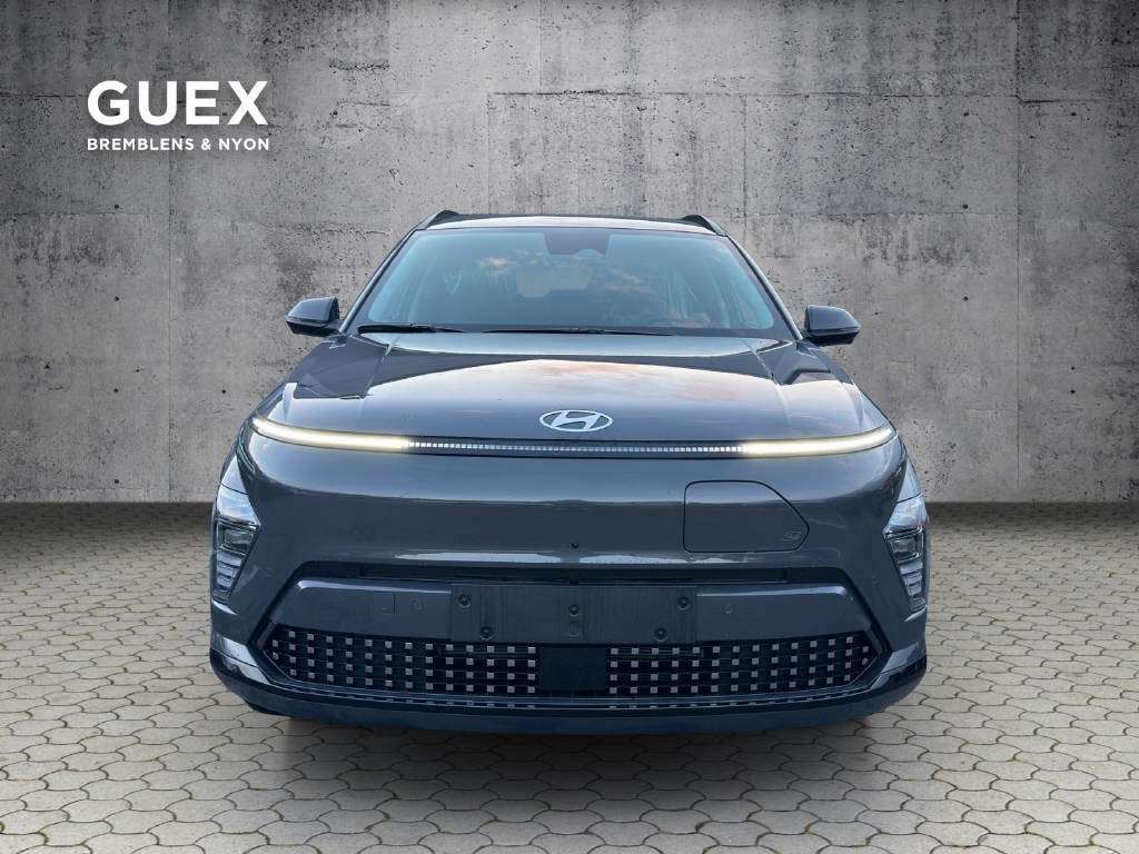 HYUNDAI Kona Electric Amplia-showroom-element-1