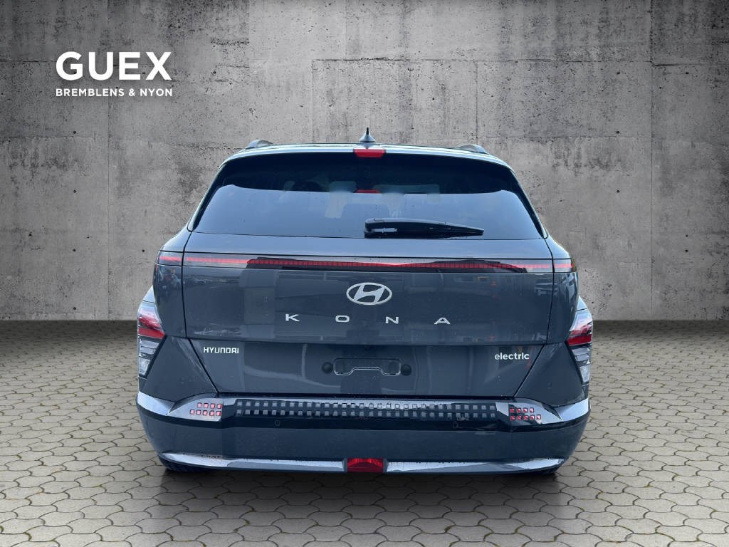HYUNDAI Kona Electric Amplia-showroom-element-3