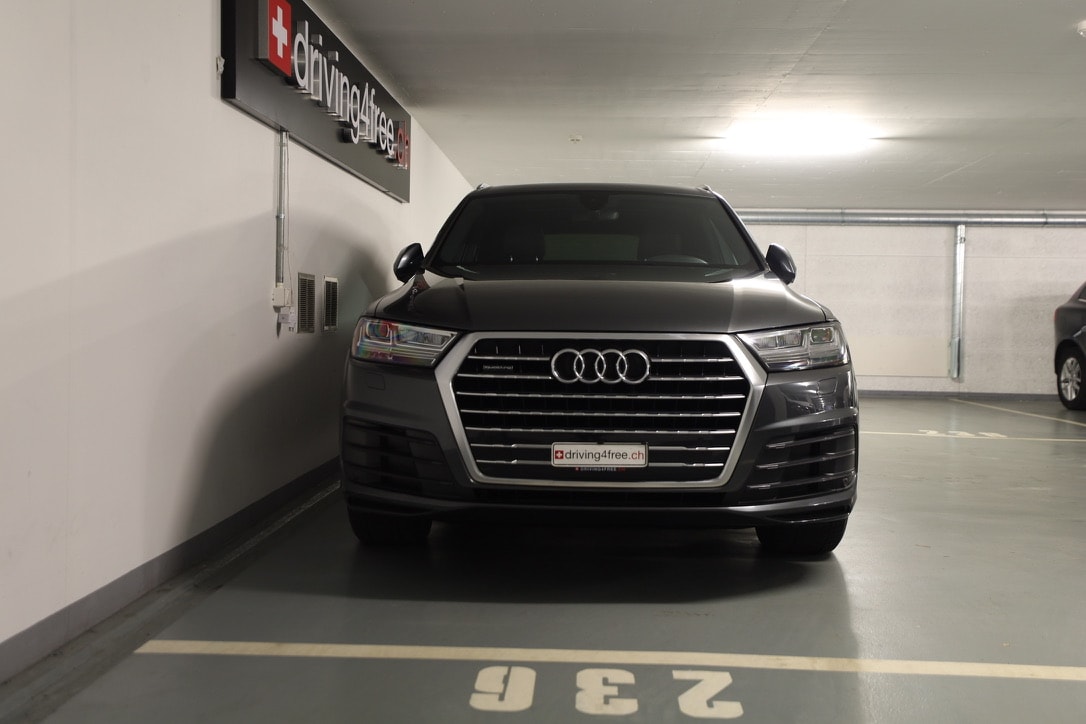 AUDI Q7 3.0 TDI quattro tiptronic-showroom-element-3
