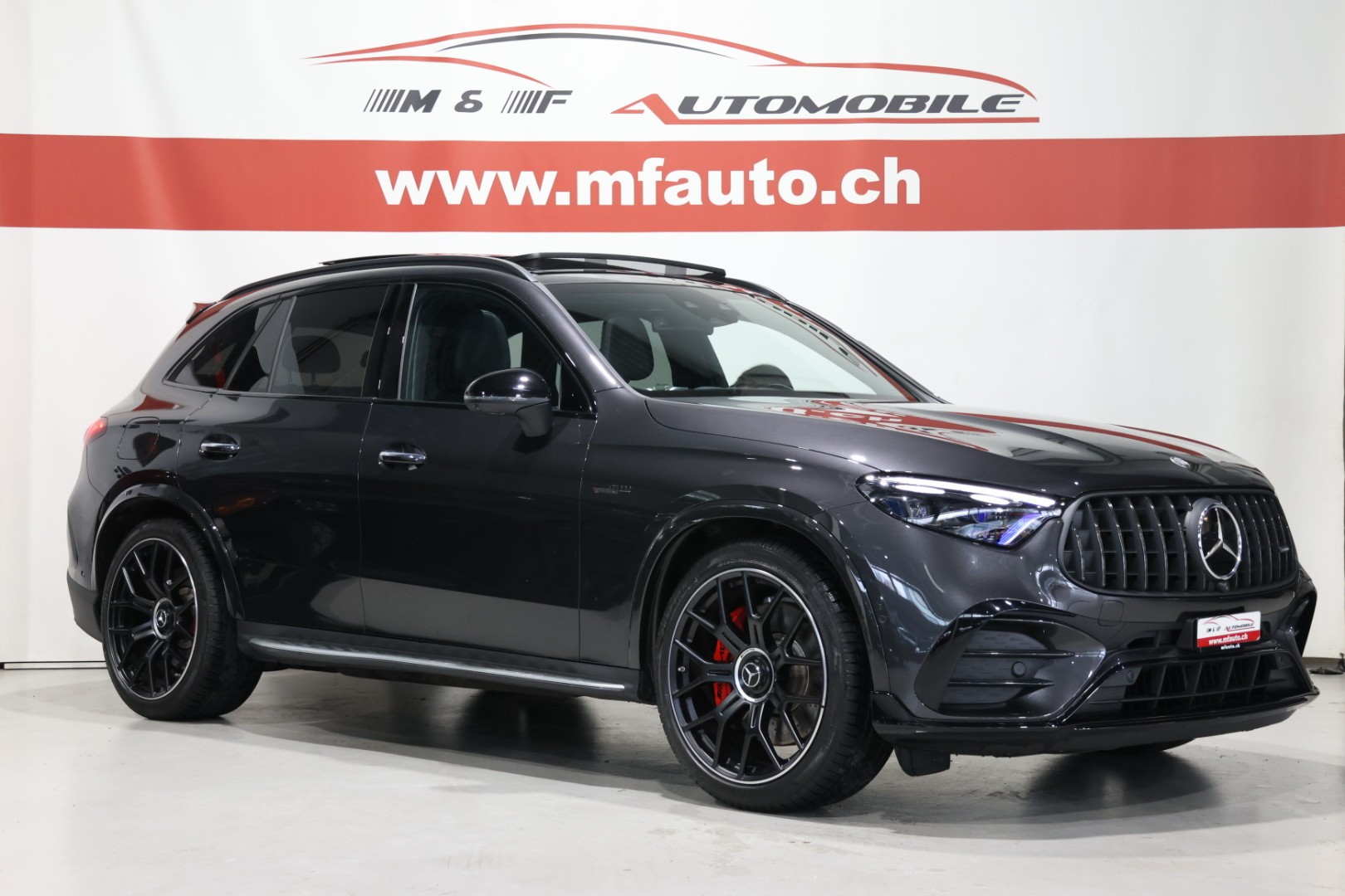 MERCEDES-BENZ GLC 63 AMG S E Performance-showroom-element-3