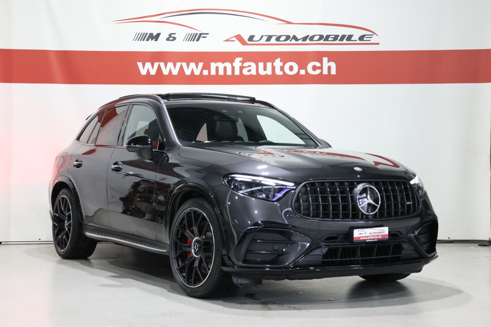 MERCEDES-BENZ GLC 63 AMG S E Performance-showroom-element-2