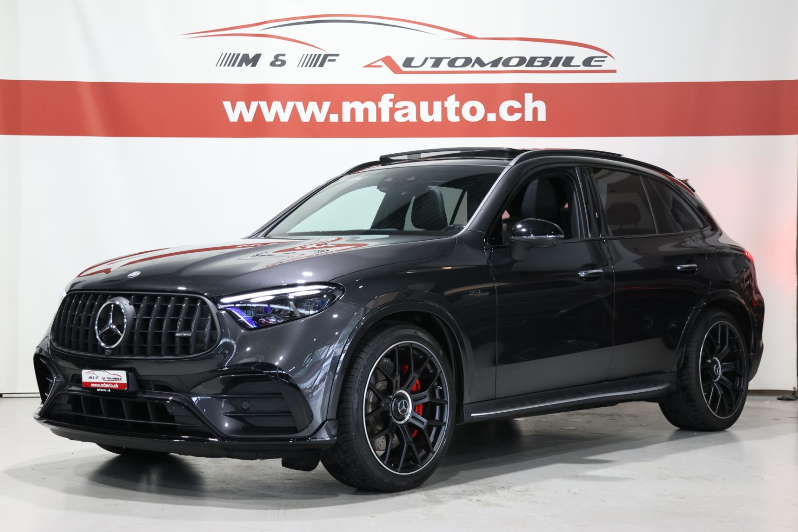 MERCEDES-BENZ GLC 63 AMG S E Performance-showroom-element-1