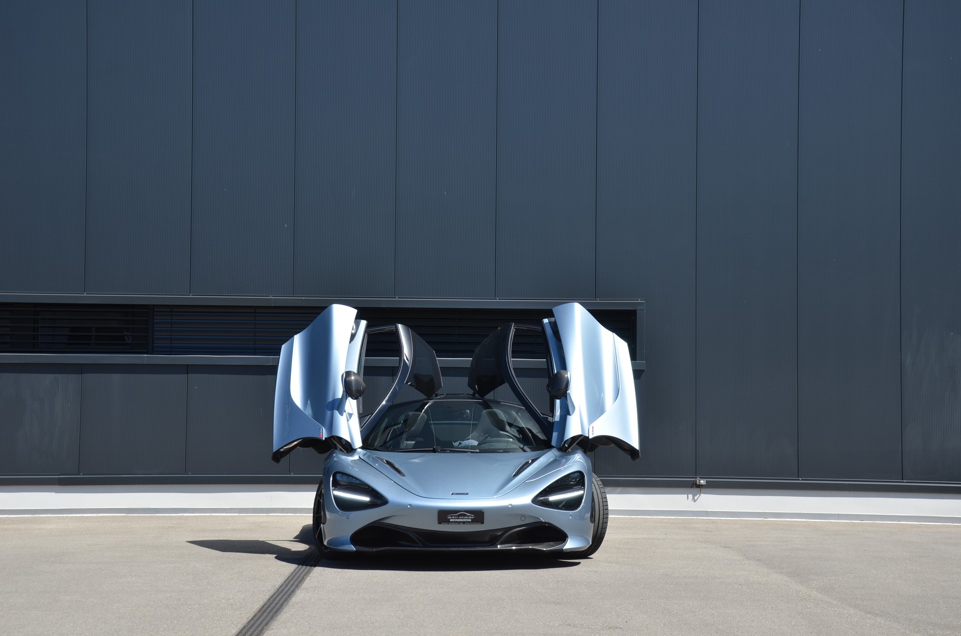 McLAREN 720S Coupé Performance 4.0 V8 SSG-showroom-element-1