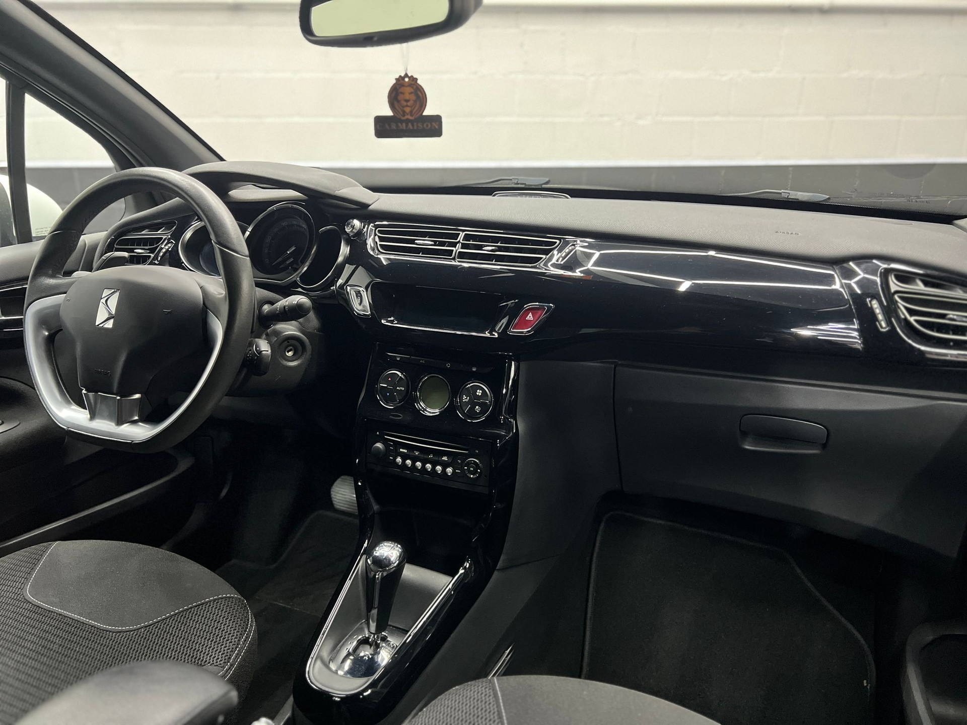 DS AUTOMOBILES DS3 1.2 VTi Eye Tech ETG5-image-17