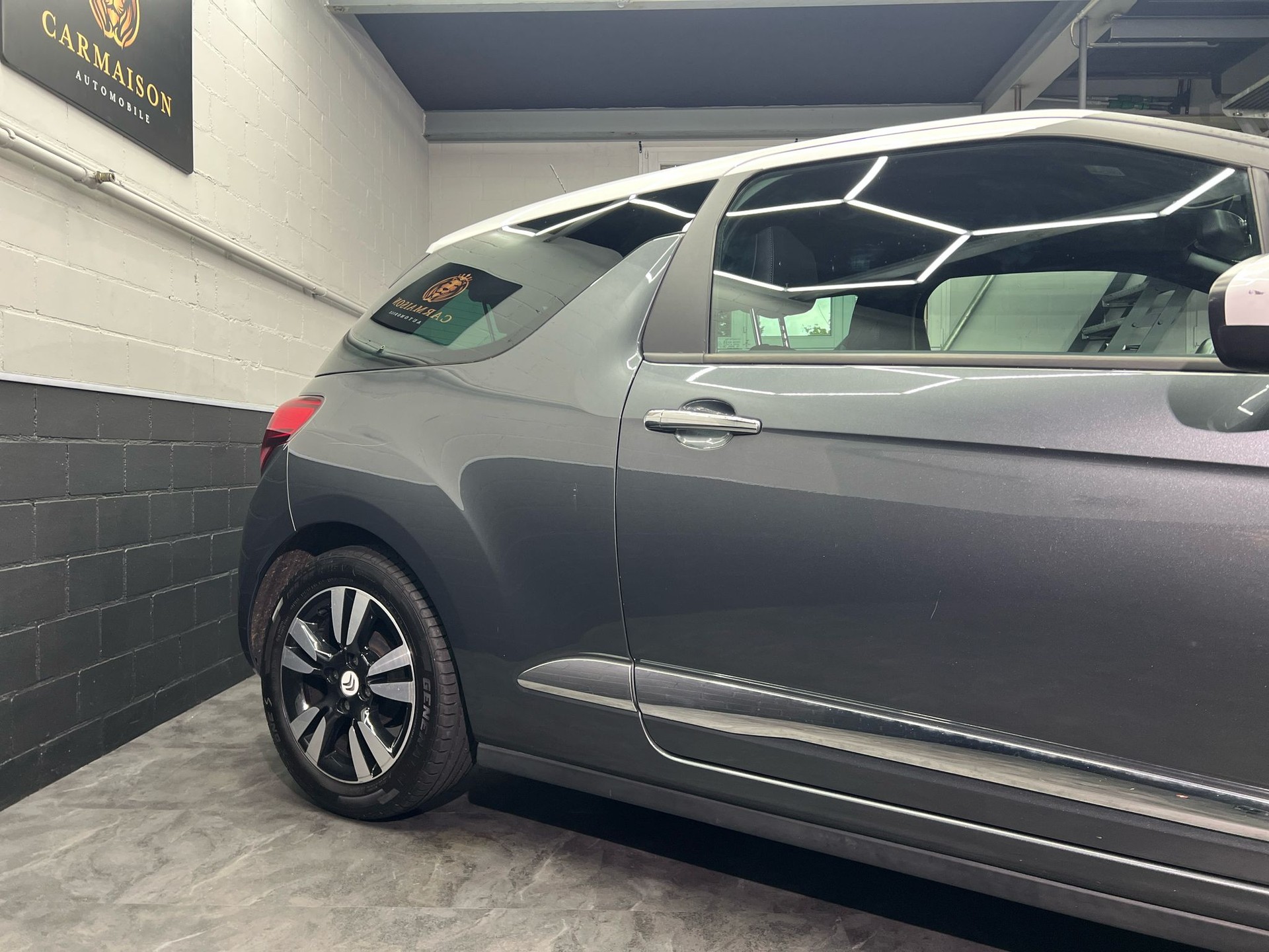 DS AUTOMOBILES DS3 1.2 VTi Eye Tech ETG5-image-4