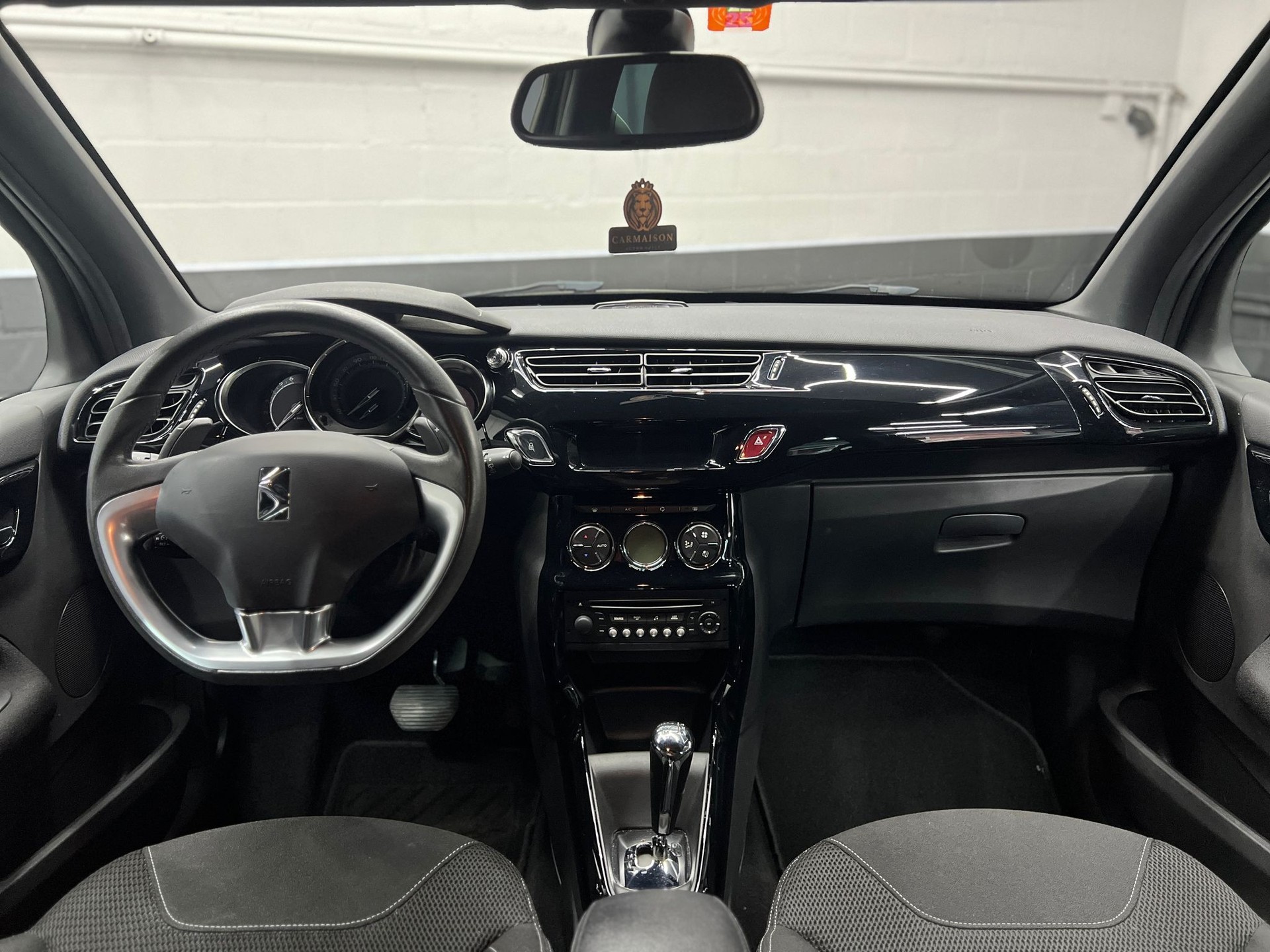 DS AUTOMOBILES DS3 1.2 VTi Eye Tech ETG5-image-14