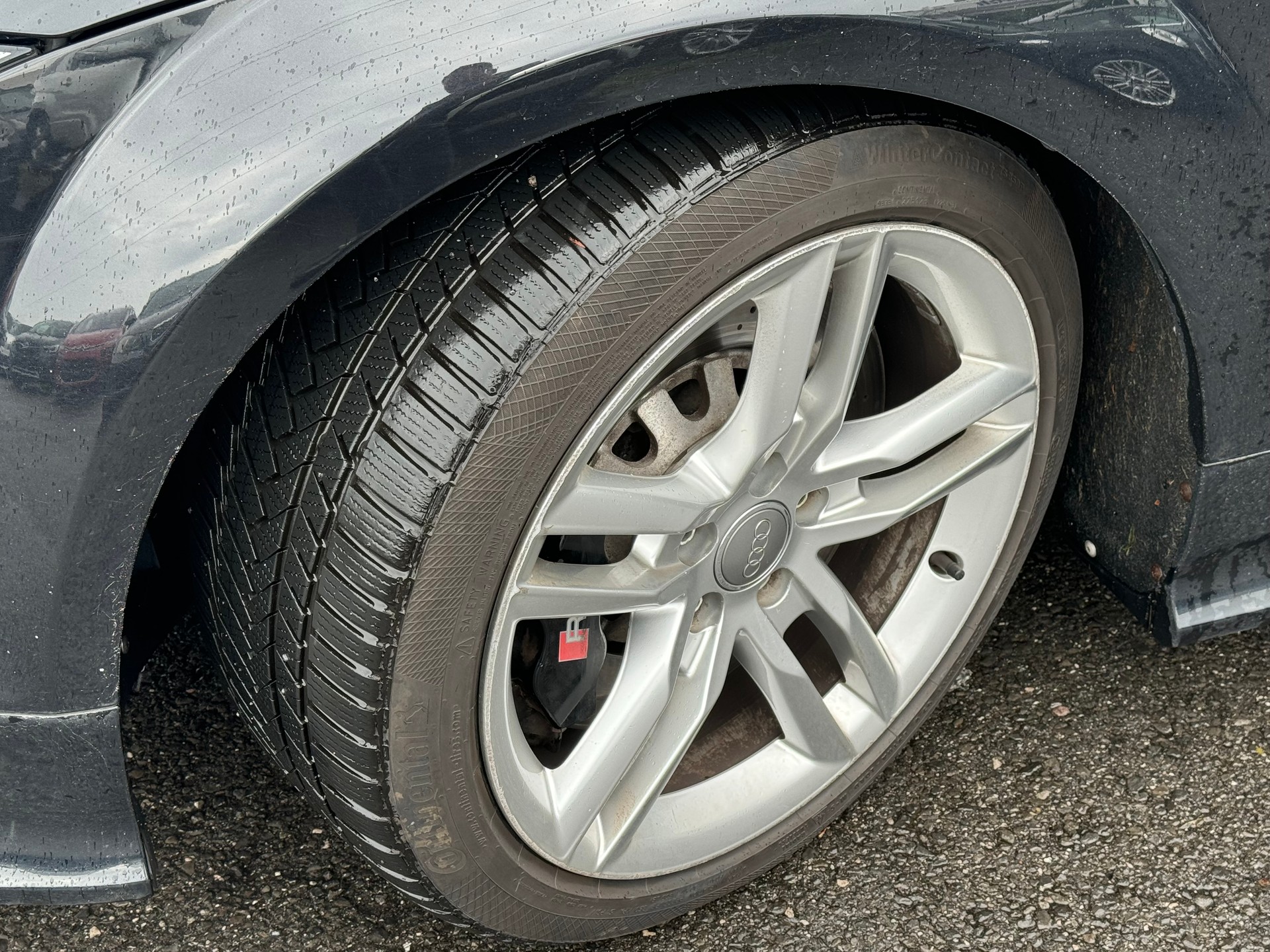 AUDI TT RS Coupé 2.5 TFSI quattro-image-10
