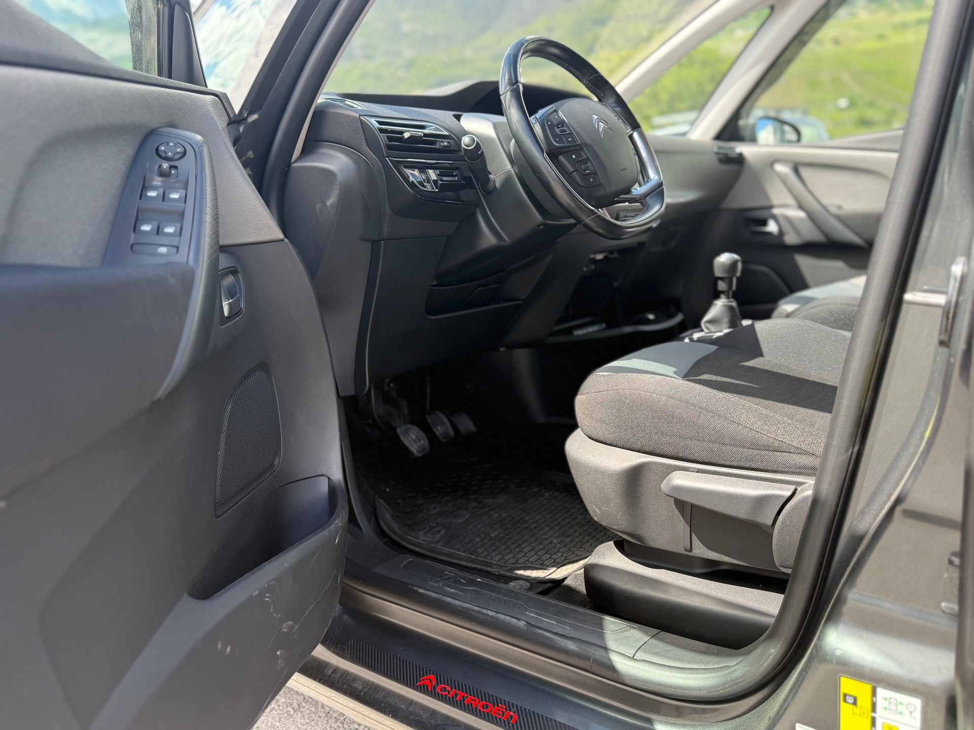 CITROEN C4 Picasso 1.2 Pure Tech Intensive-image-13
