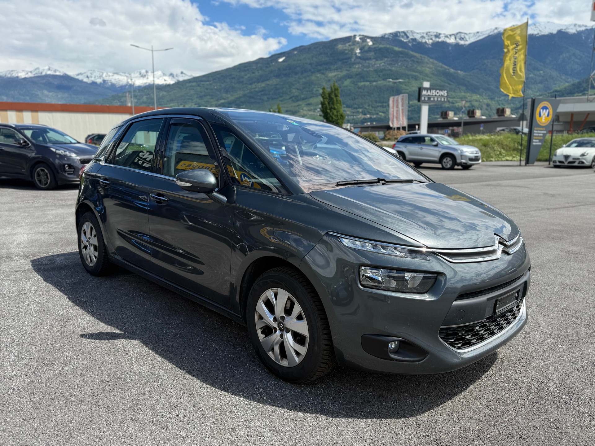 CITROEN C4 Picasso 1.2 Pure Tech Intensive-image-2