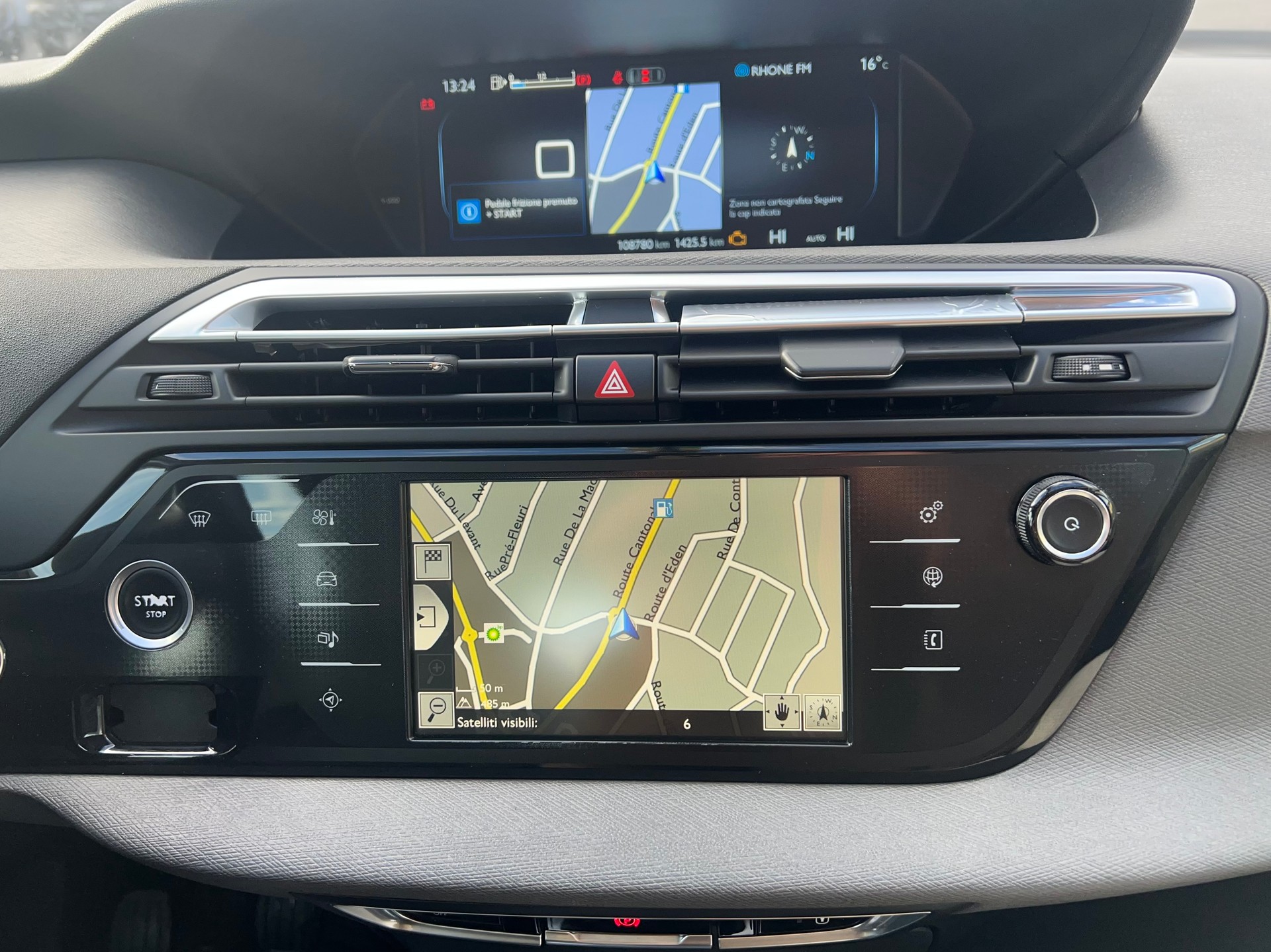 CITROEN C4 Picasso 1.2 Pure Tech Intensive-image-19