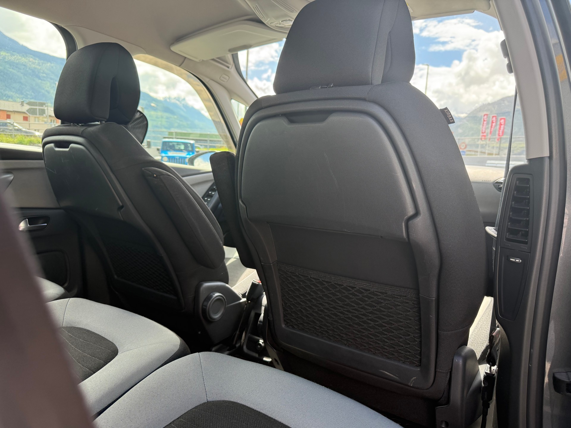 CITROEN C4 Picasso 1.2 Pure Tech Intensive-image-7