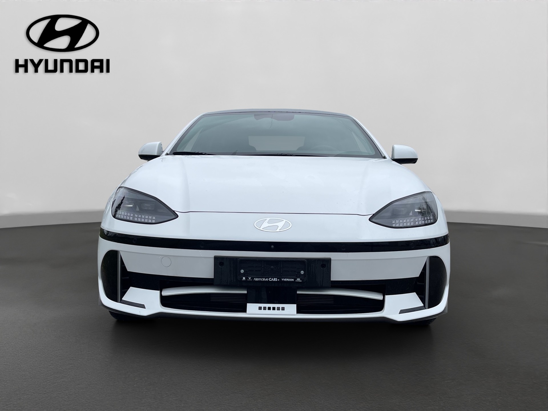 HYUNDAI Ioniq 6 77kWh Launch Edition 2WD-showroom-element-1