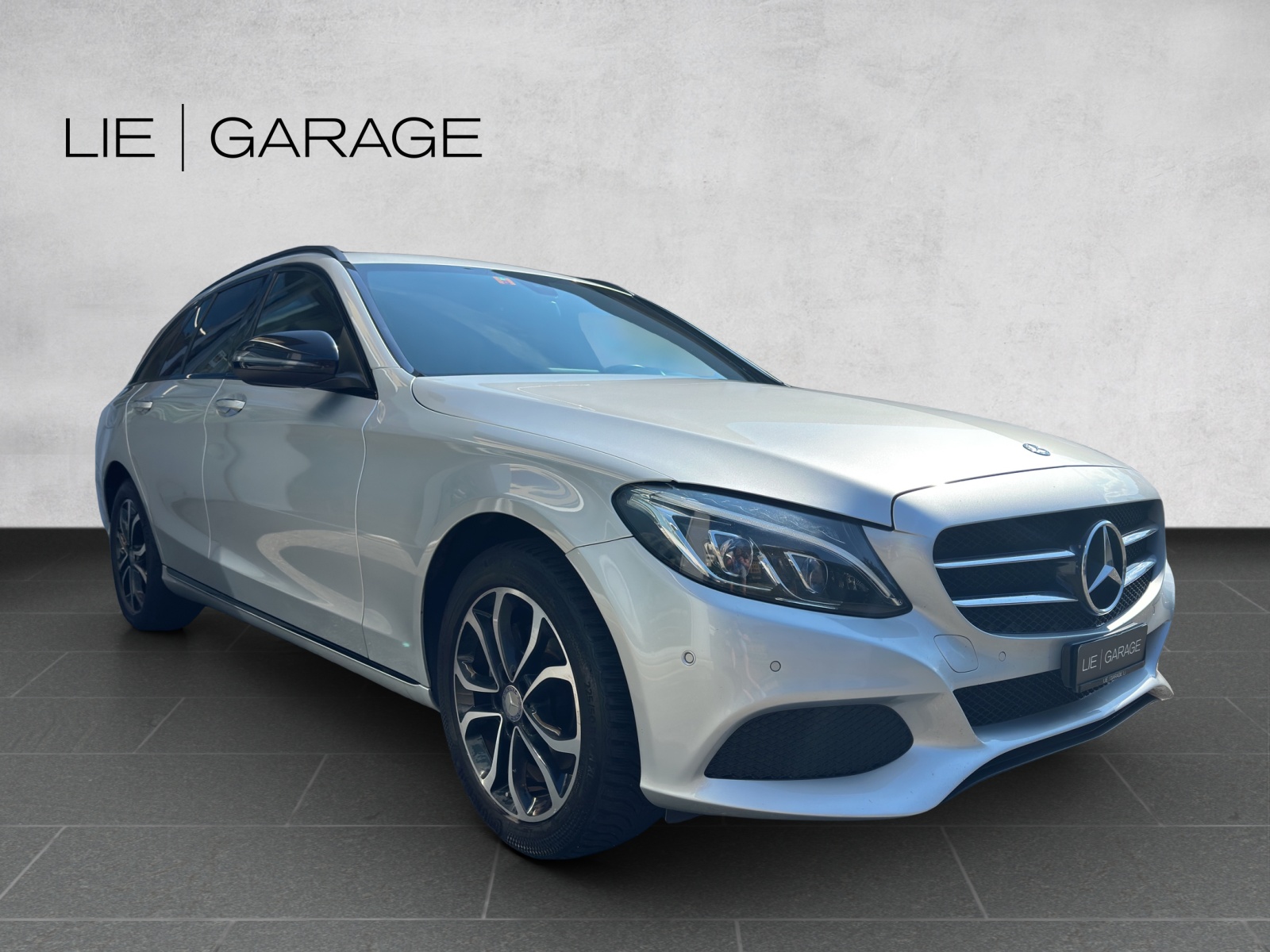 MERCEDES-BENZ C 200 BlueTEC Avantgarde 7G-Tronic-showroom-element-3