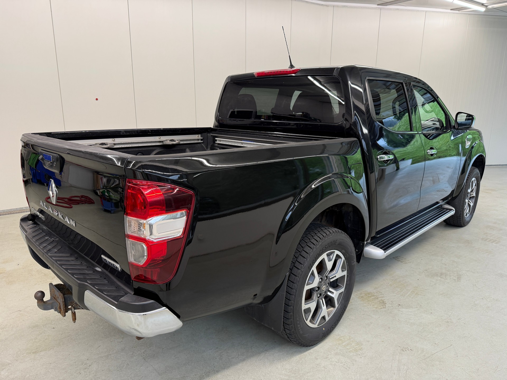 RENAULT Alaskan Doppel Cabine TwinTurbo dCi 190 4WD Automat-showroom-element-3