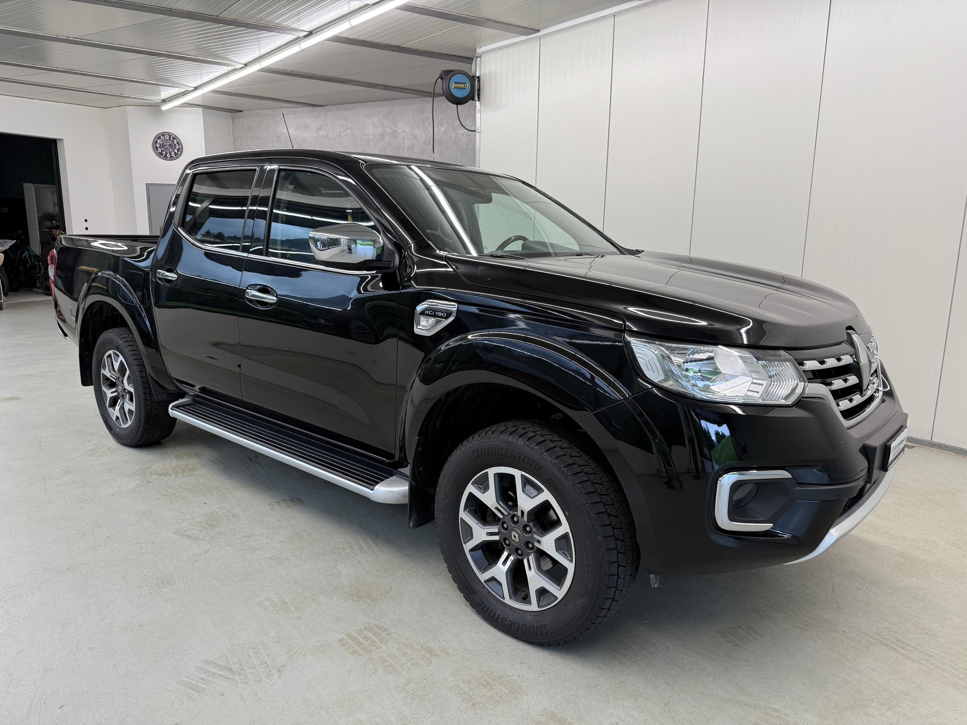 RENAULT Alaskan Doppel Cabine TwinTurbo dCi 190 4WD Automat-showroom-element-1