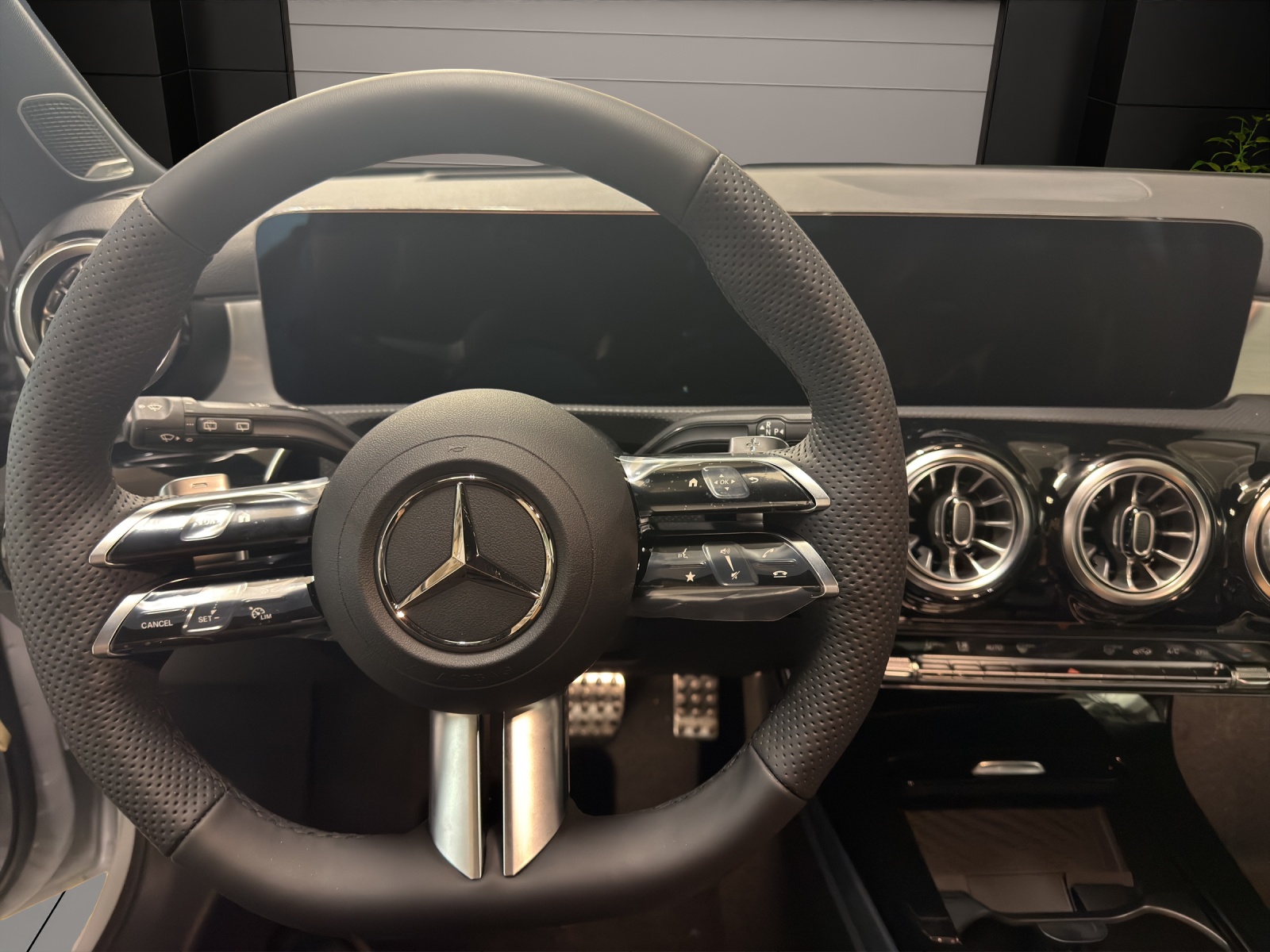 Image MERCEDES-BENZ A-220 A 220 4Matic 8G-DCT