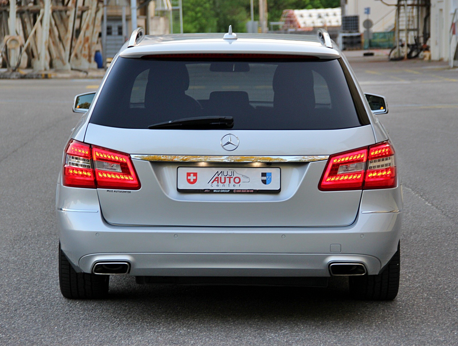 MERCEDES-BENZ E 250 CDI BlueEff. Avantgarde 4Matic 7G-Tronic-showroom-element-3