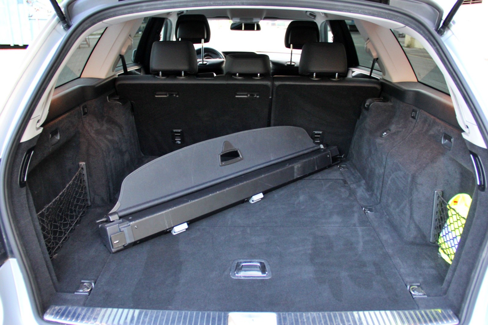 MERCEDES-BENZ E 250 CDI BlueEff. Avantgarde 4Matic 7G-Tronic-image-15